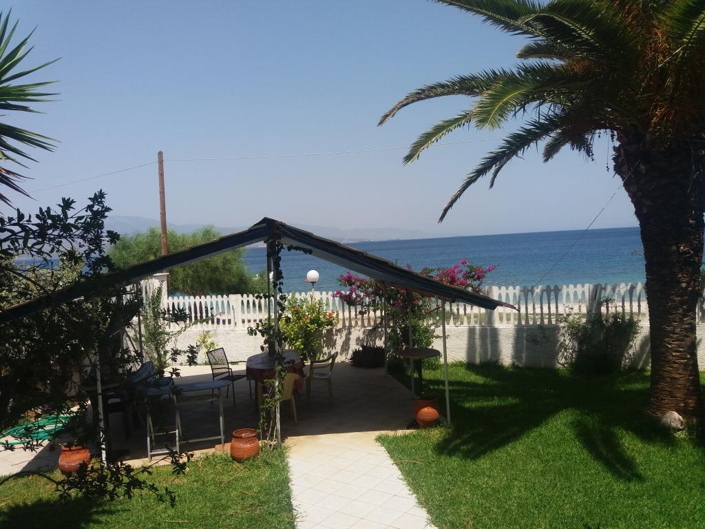 Villa Per Mare Loutra Elenis Exterior foto