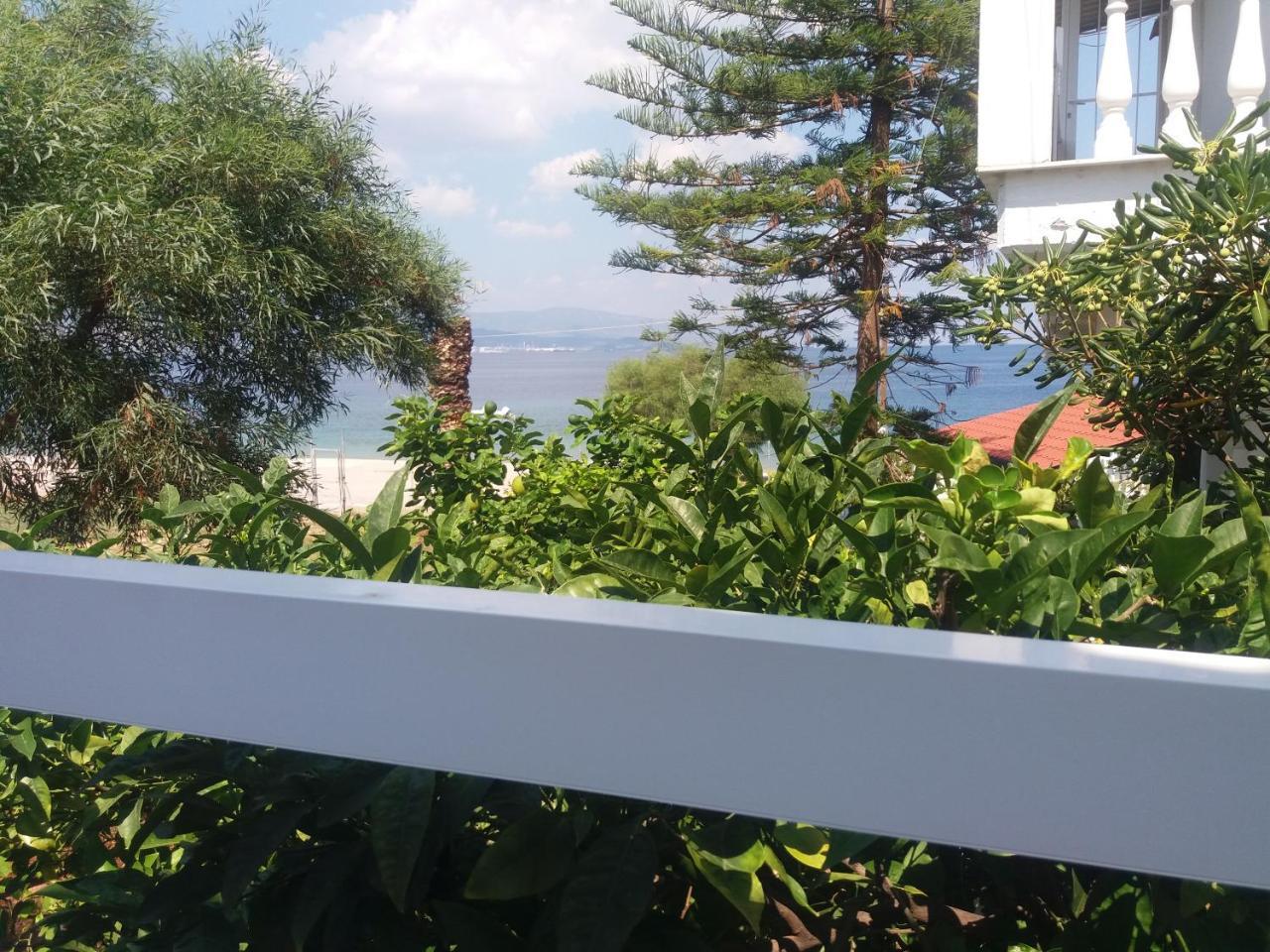Villa Per Mare Loutra Elenis Exterior foto